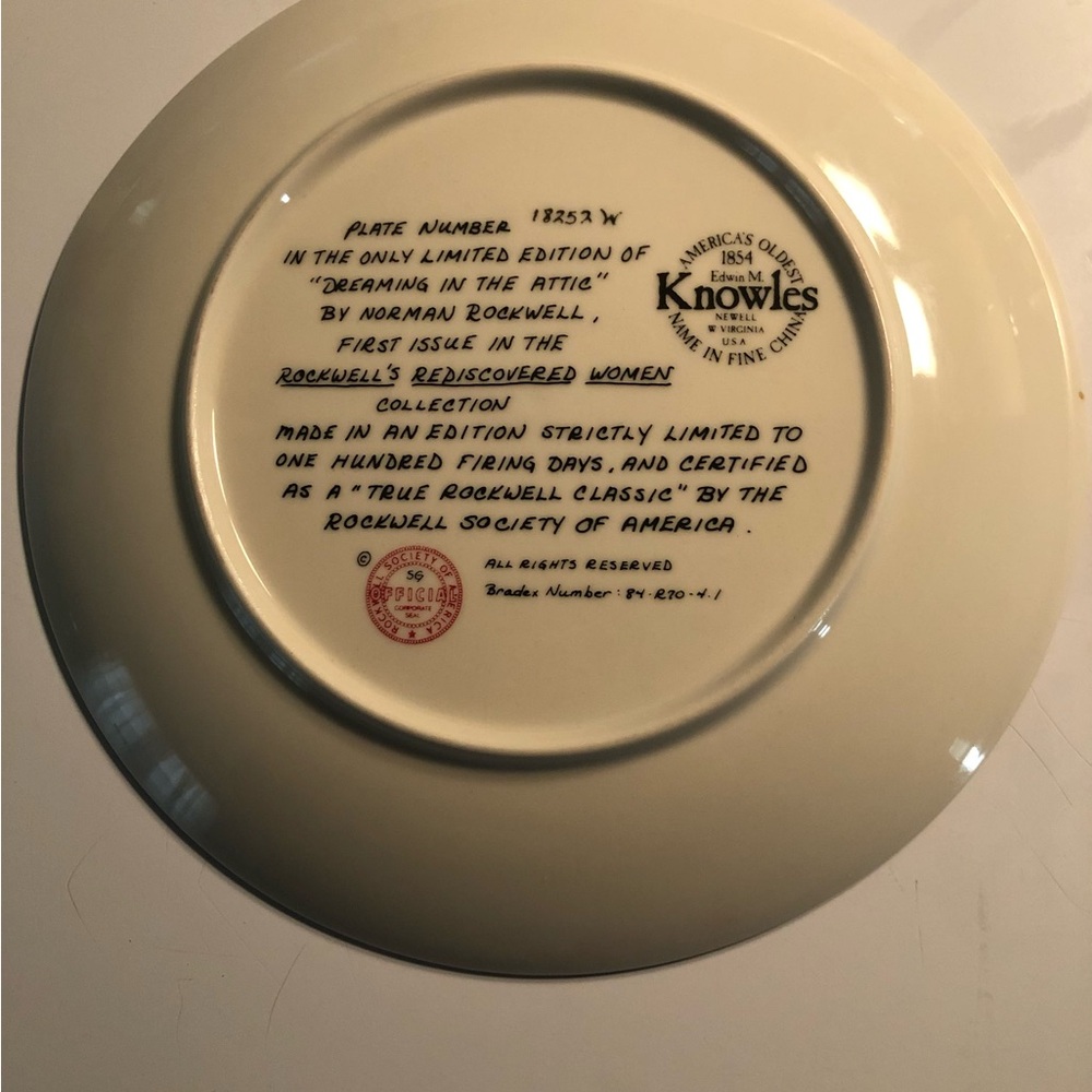 Knowles Cream Limited Edition Plate